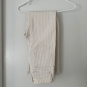 Abercrombie high rise ankle flare pant